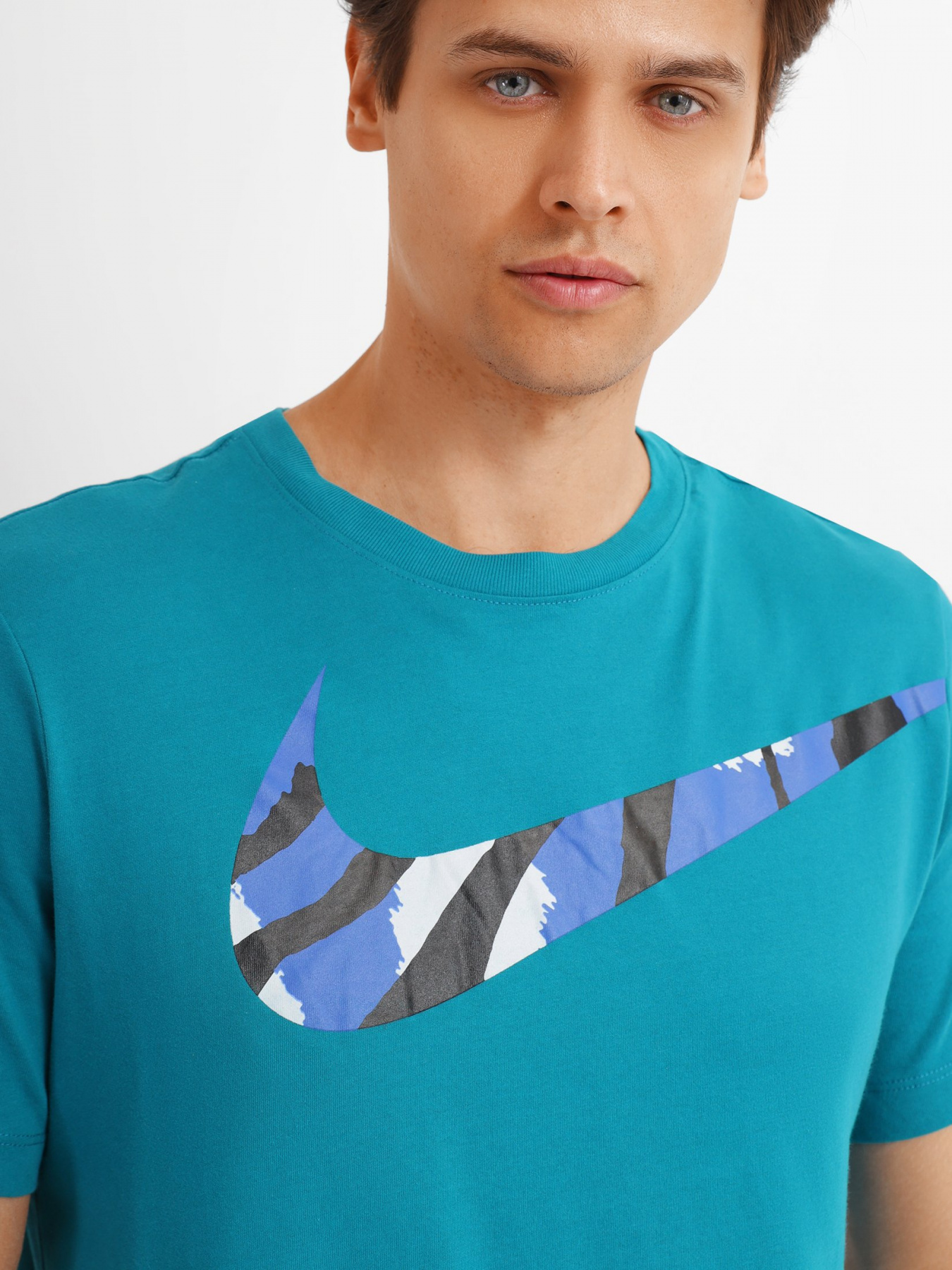 Футболка спортивна NIKE Dri-FIT Sport Clash модель DM5662-367 Фото