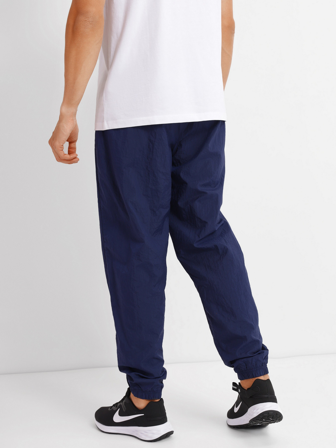 Спортивный костюм NIKE Sportswear Sport Essentials модель DM6848-410 Фото