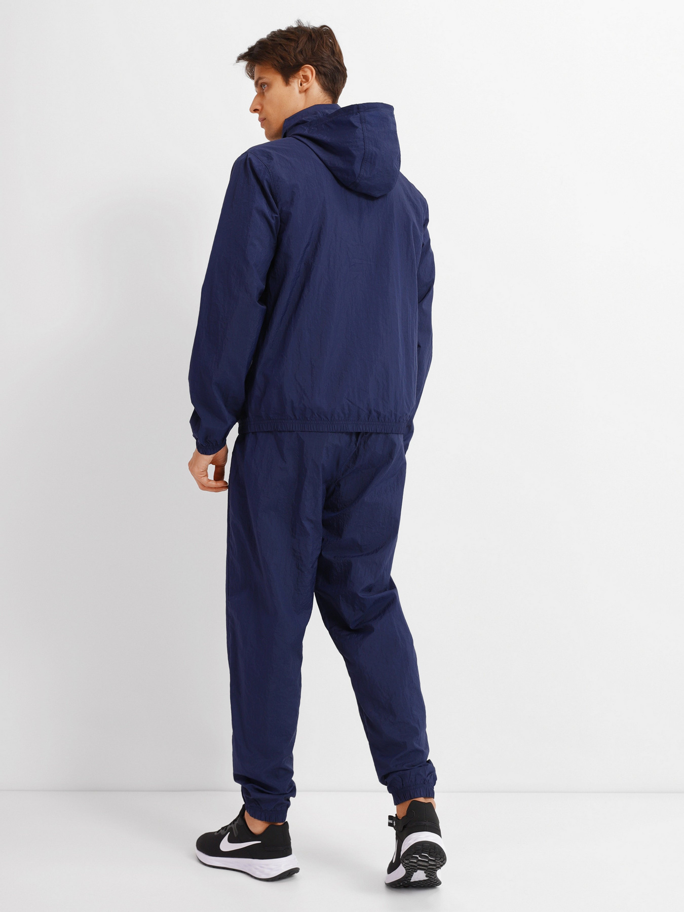 Спортивный костюм NIKE Sportswear Sport Essentials модель DM6848-410 Фото