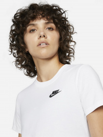 Футболка NIKE Sportswear модель DN2393-100 Фото