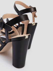 Босоножки GUESS 
Melodie модель FL6MEL-LEA03-BLACK Фото