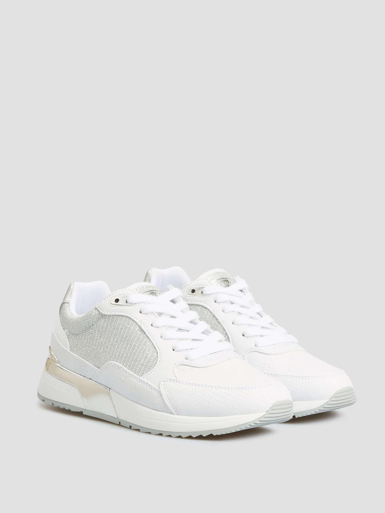 Кроссовки GUESS модель FL5MOX-PEL12-WHISI Фото