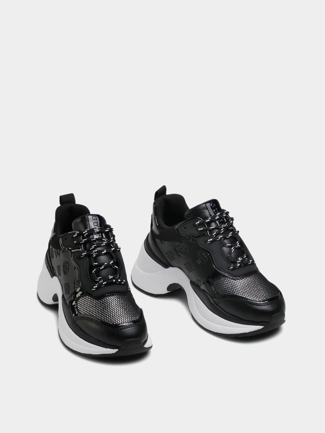 Кроссовки повседневные GUESS Jennea модель FL5JN2-ESU12-BLKBL Фото