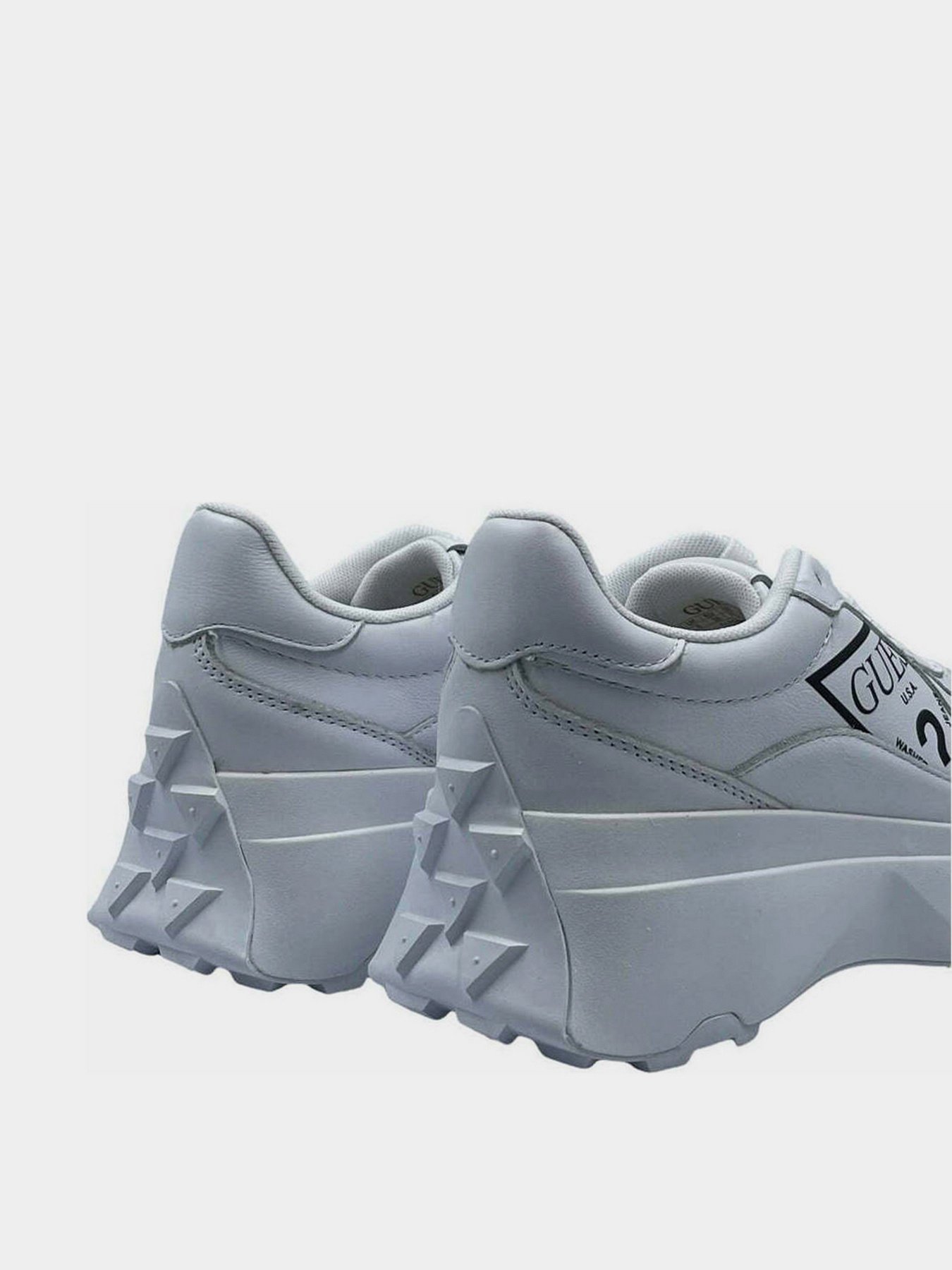 Кроссовки GUESS модель FL7CBB.LEA12;WHITE Фото