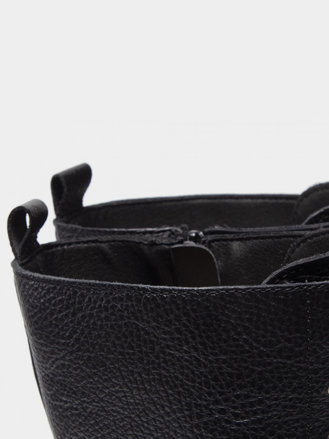 Ботинки GUESS Toki модель FL7TOK.LEA11;BLACK Фото