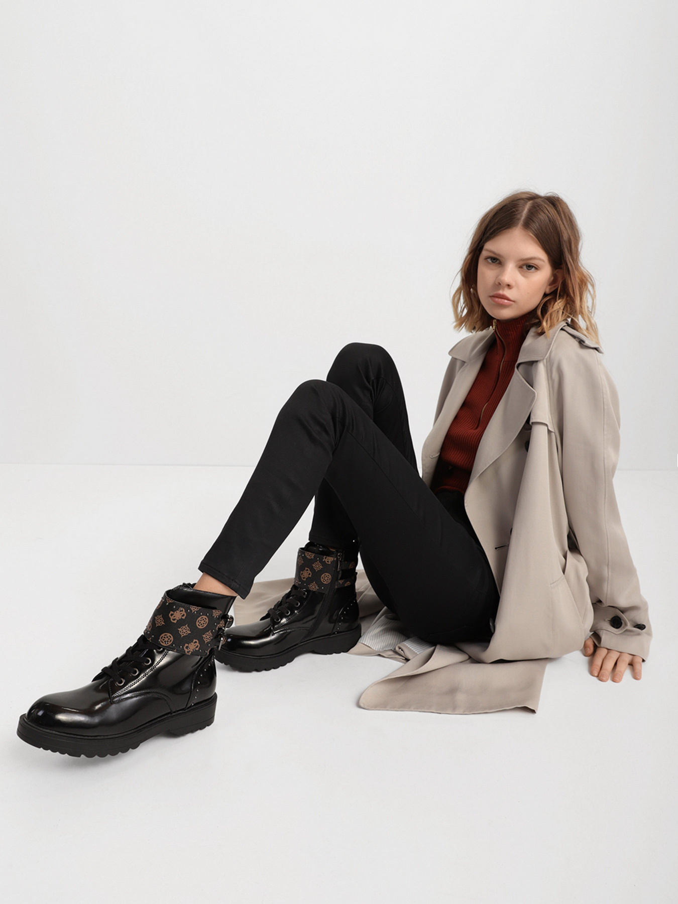 Черевики GUESS Wanda модель FL7WND.FAL10;BROCR Фото