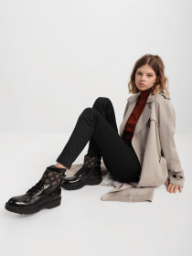 Черевики GUESS Wanda модель FL7WND.FAL10;BROCR Фото