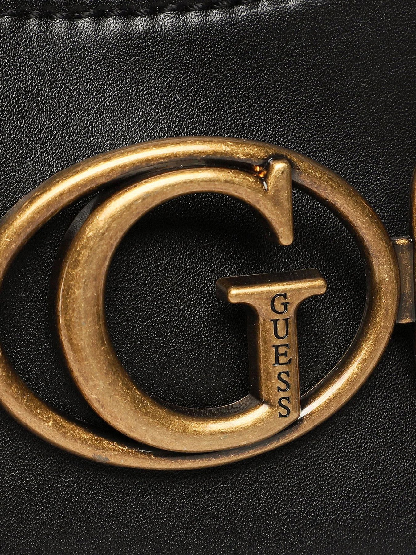 Хобо GUESS модель HWVB84.14020;BLA Фото