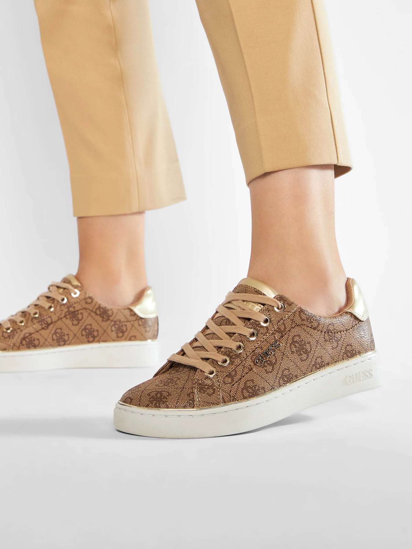 Кеди низькі GUESS Beckie модель FL7BKI.FAL12;BEIBR Фото