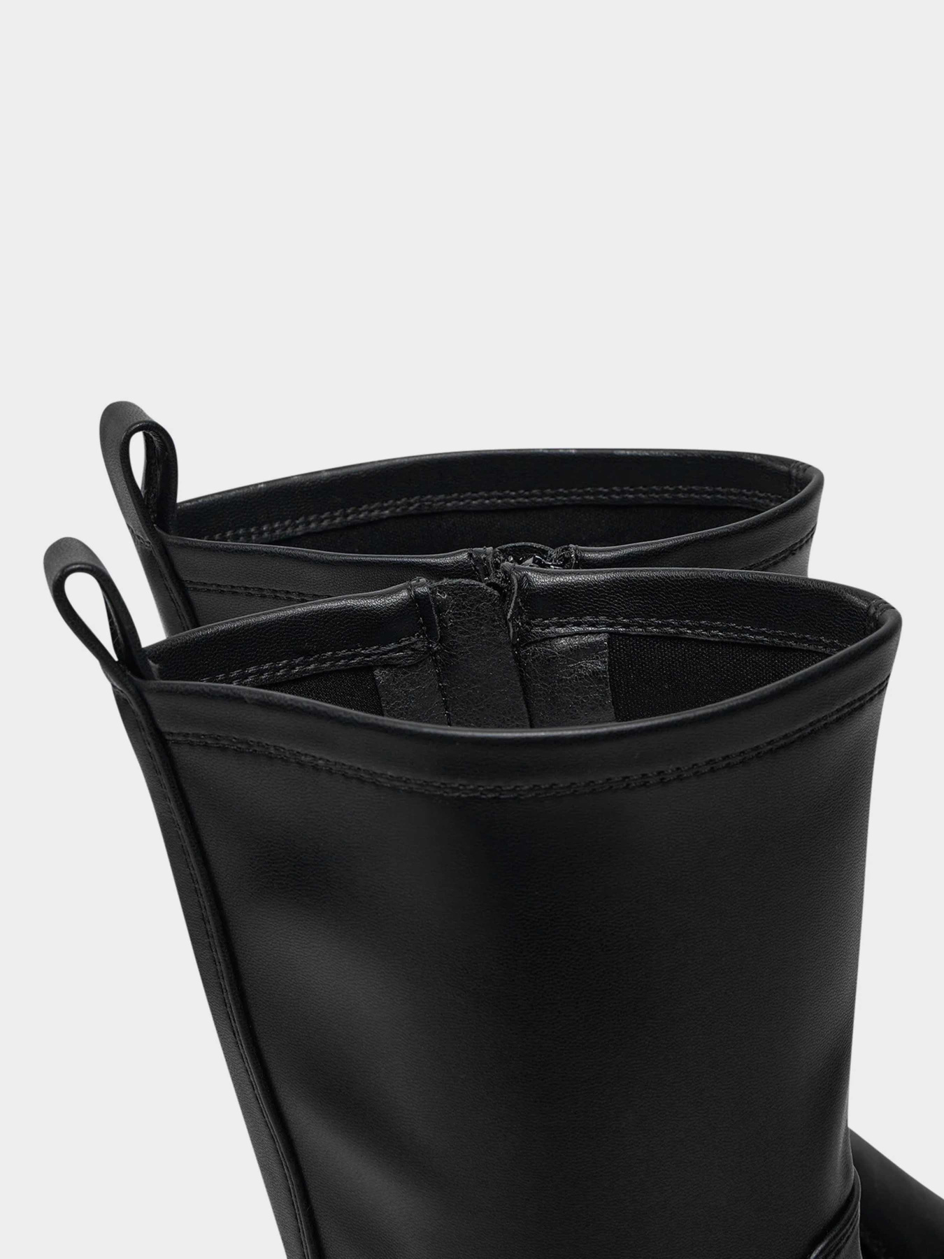 Сапоги GUESS Nerea модель FLFNER.ELE10;BLACK Фото