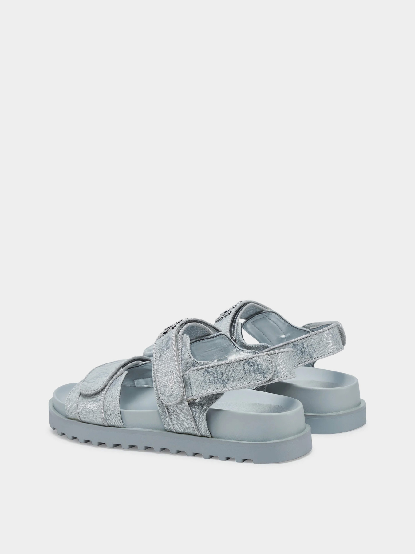 Сандалии GUESS Fadison модель FLJFDS.LEL03;SILVE Фото