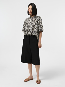 Шльопанці GUESS Realla модель FLJRLL.LEA19;TAN Фото