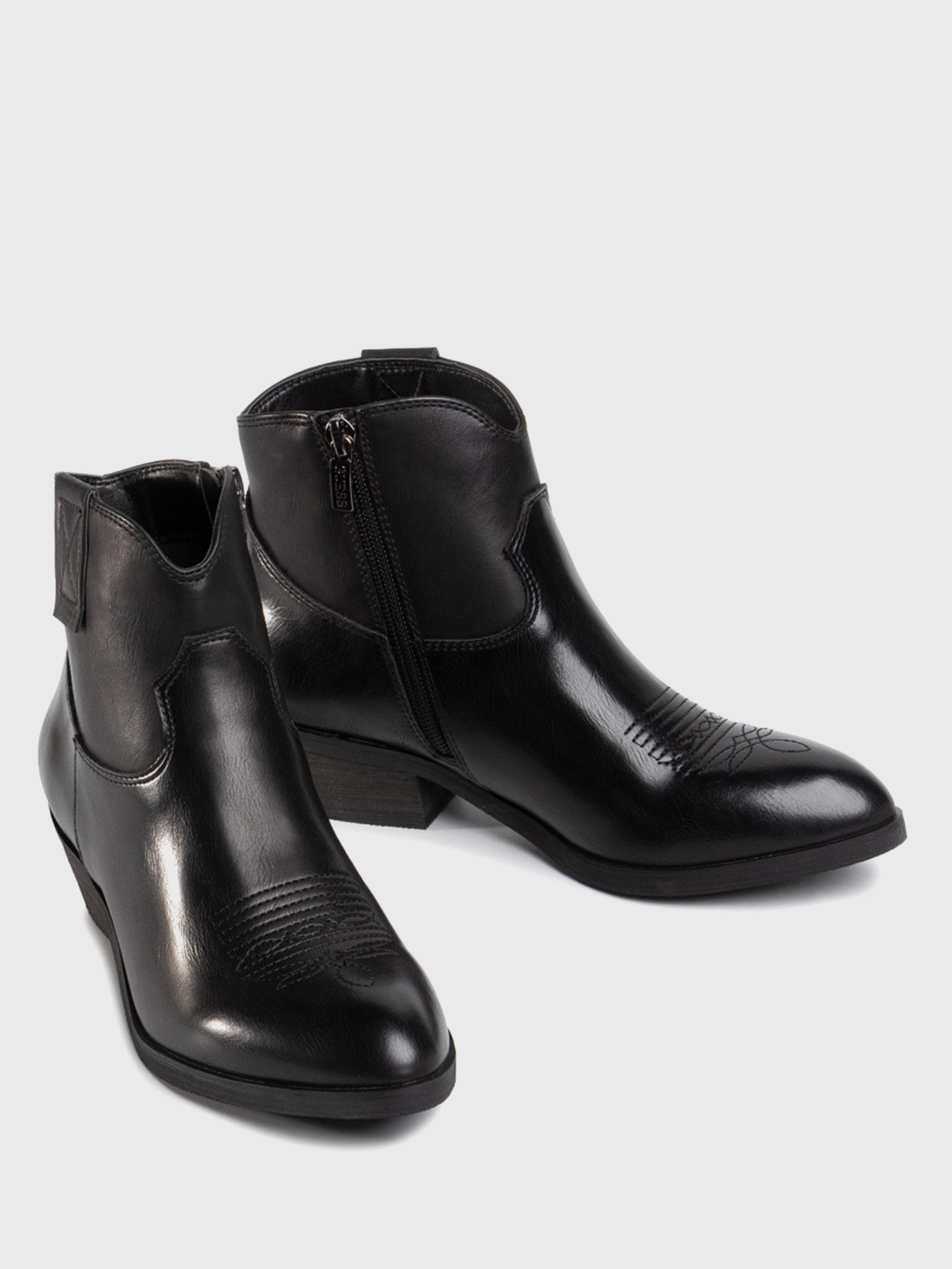 Ботинки GUESS модель FL7SIE-ELE10-BLACK Фото