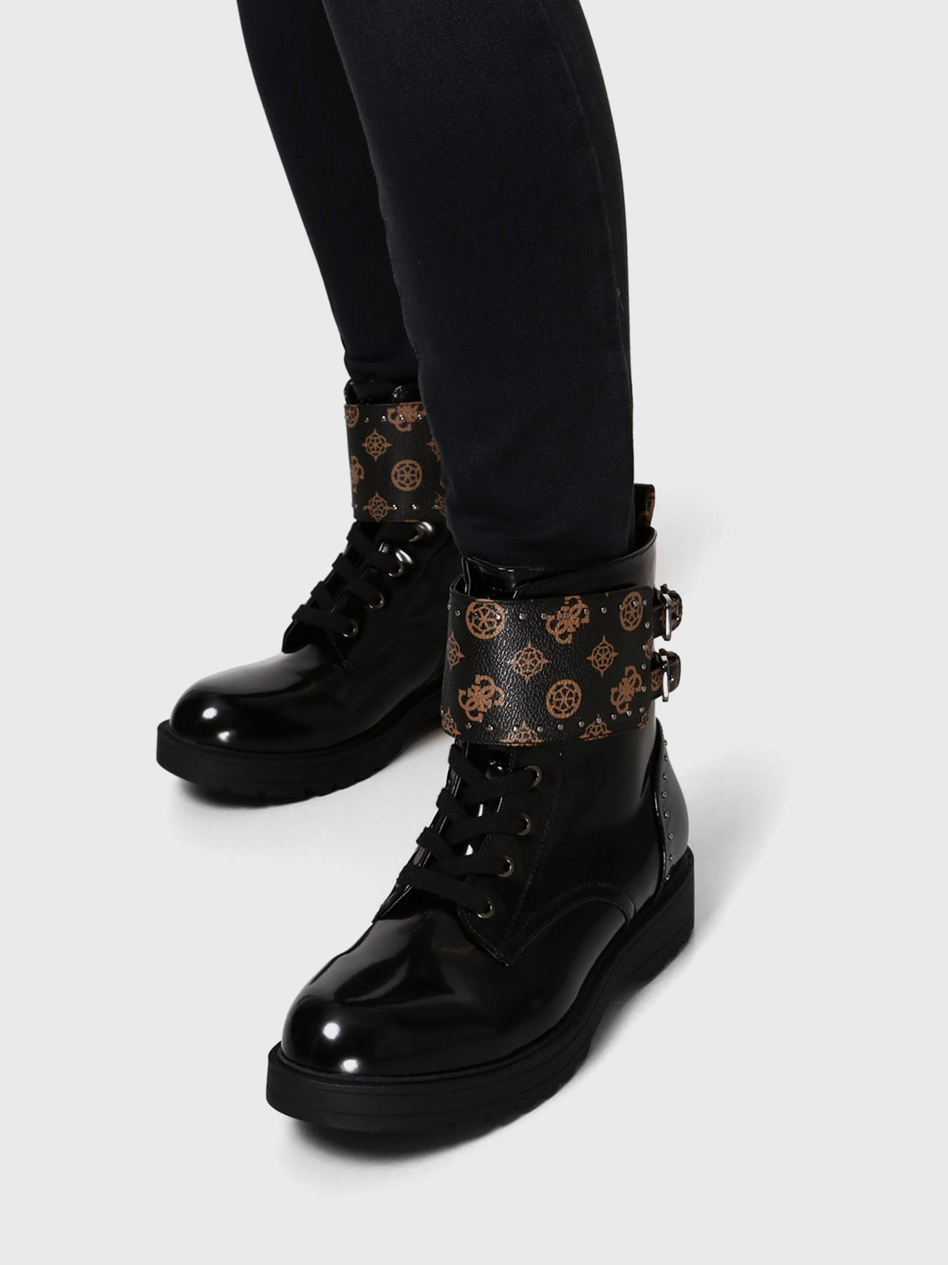 Черевики GUESS модель FL7WAN-FAL10-BLACK Фото