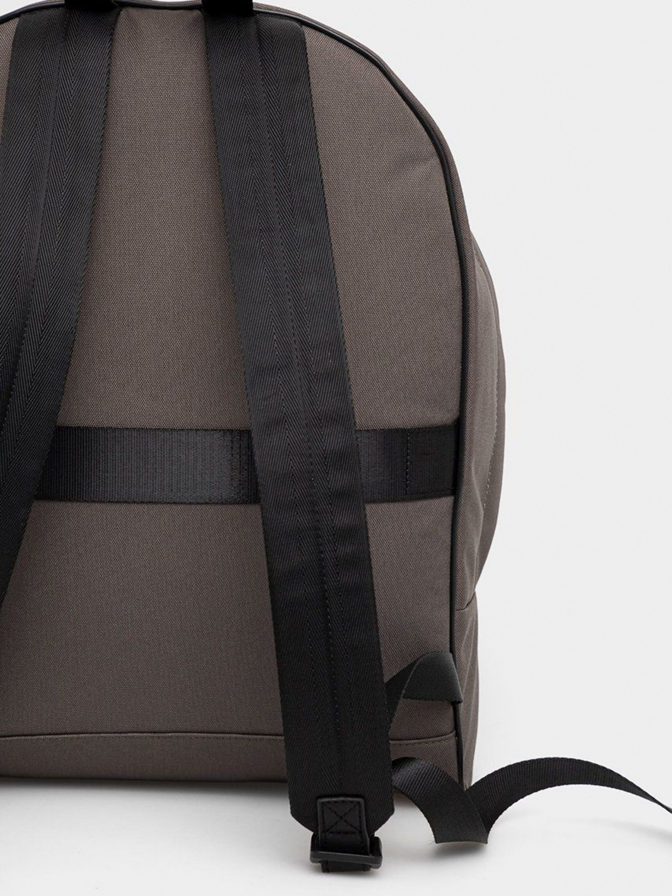 Повседневный рюкзак GUESS модель HMVIC4.P2310;GRY Фото