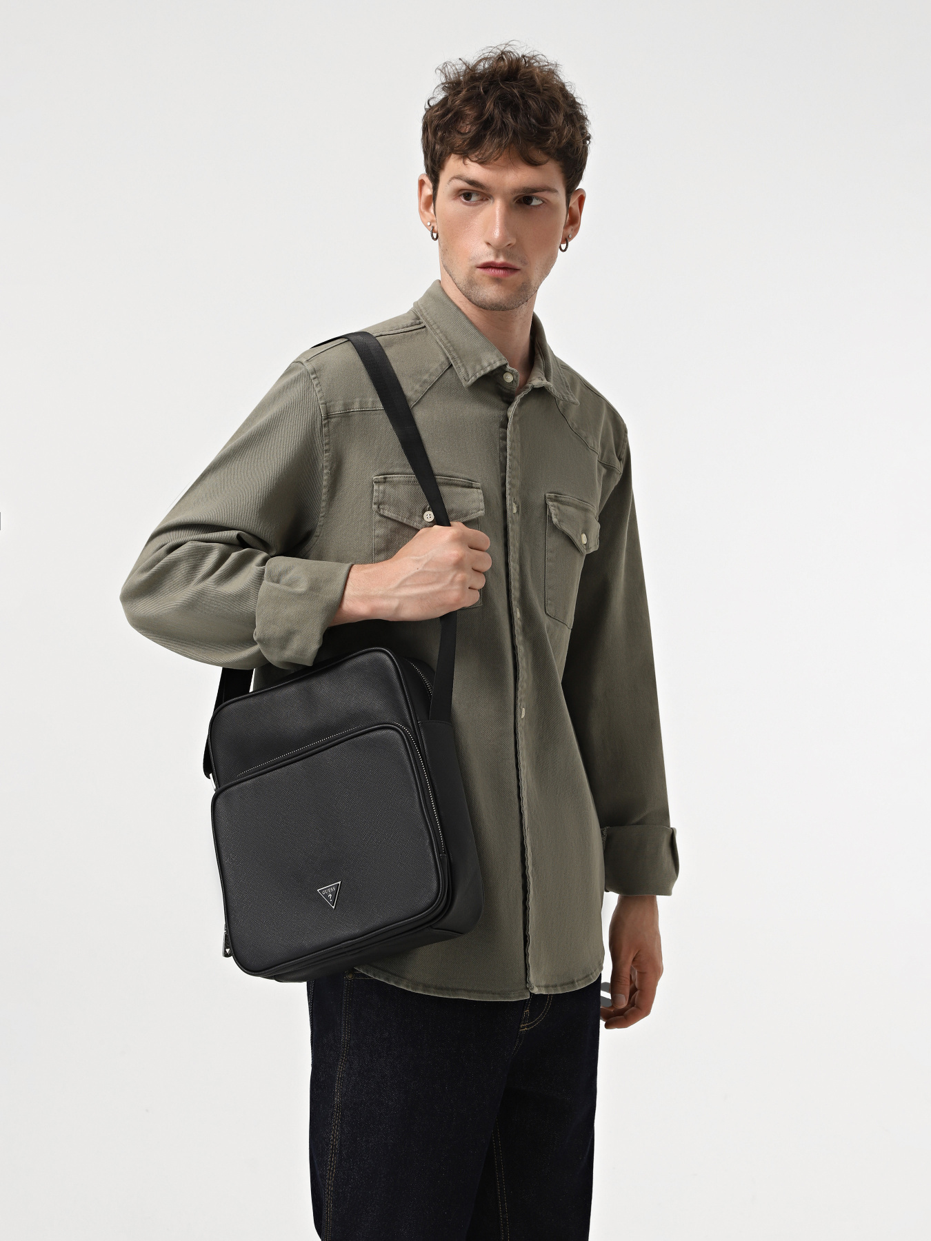 Мессенджер GUESS Certosa Sassiano Smart модель HMECSA.P3213;BLA Фото