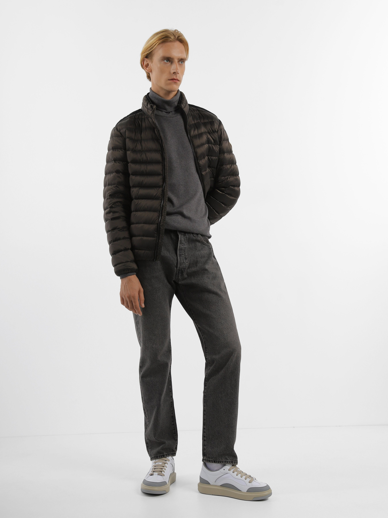 Демісезонна куртка GUESS Light Packable Realdown Jkt модель M1RL47.WDQ50;A11G Фото