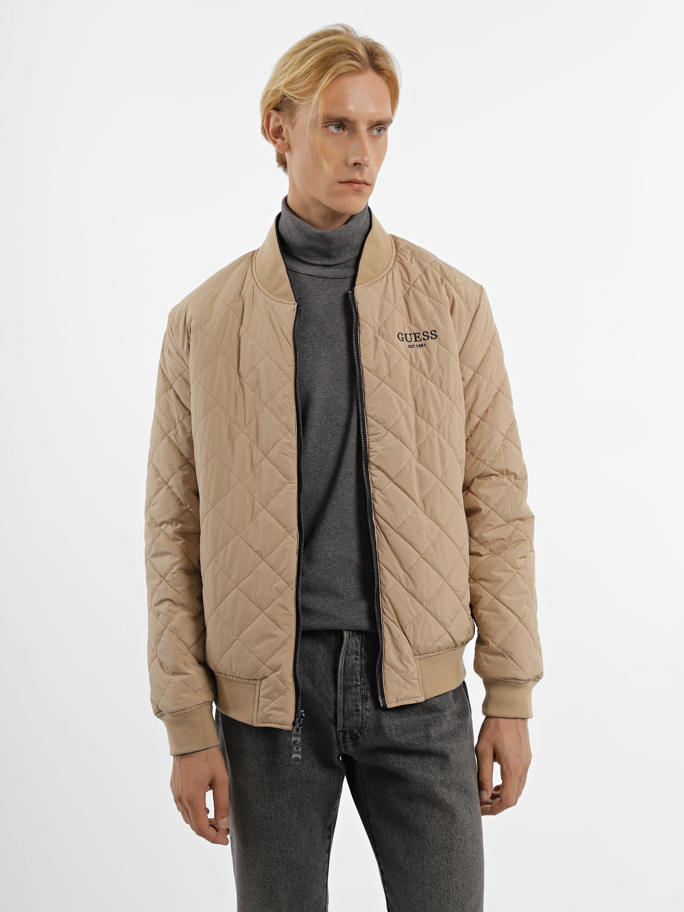 Демісезонна куртка GUESS модель M3YL16.WFHJ0;G7V2 Фото