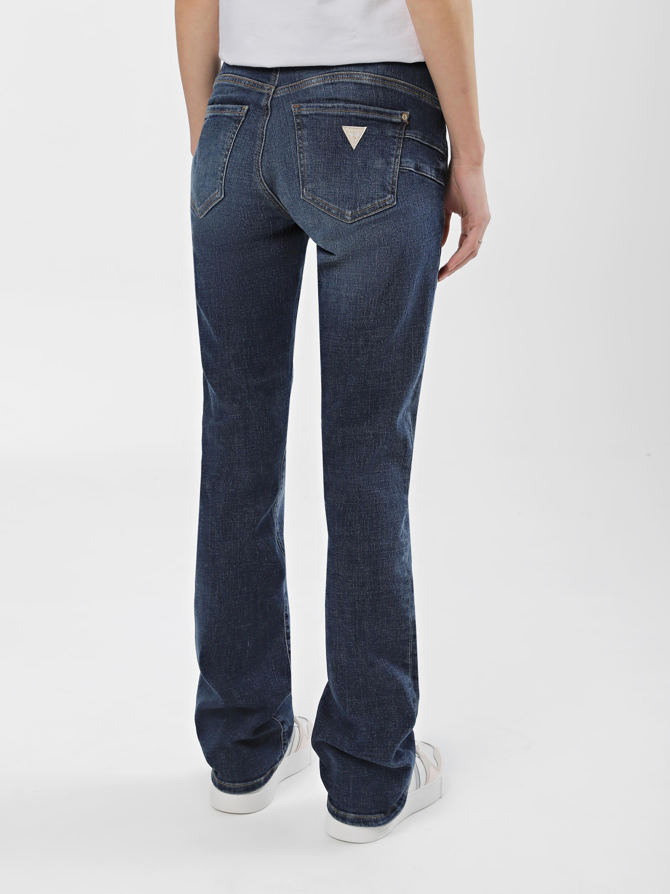 Прямі джинси GUESS Shape Up модель W3BA0V.D56D1;ATM1 Фото