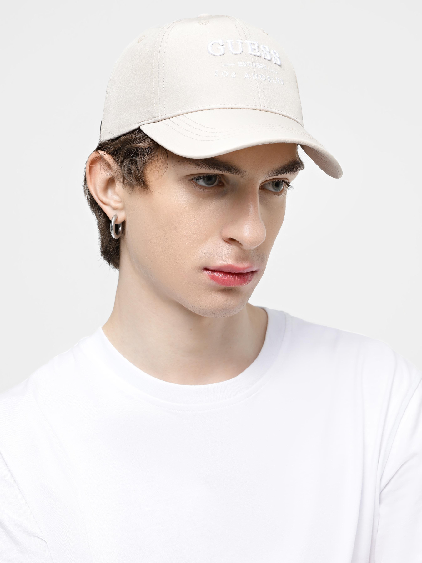 Кепка GUESS Not Coordinated Smart модель AM5023.POL01;BEI Фото