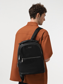 Повсякденний рюкзак GUESS Fidenza модель HMFIDA.P3406;BLA Повсякденний рюкзак GUESS Fidenza модель HMFIDA.P3406;BLA Фото