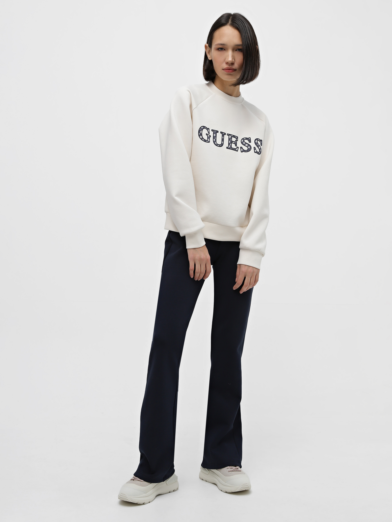 Свитшот GUESS 
Ann модель V3BQ07.KBCK2;G6K5 Фото