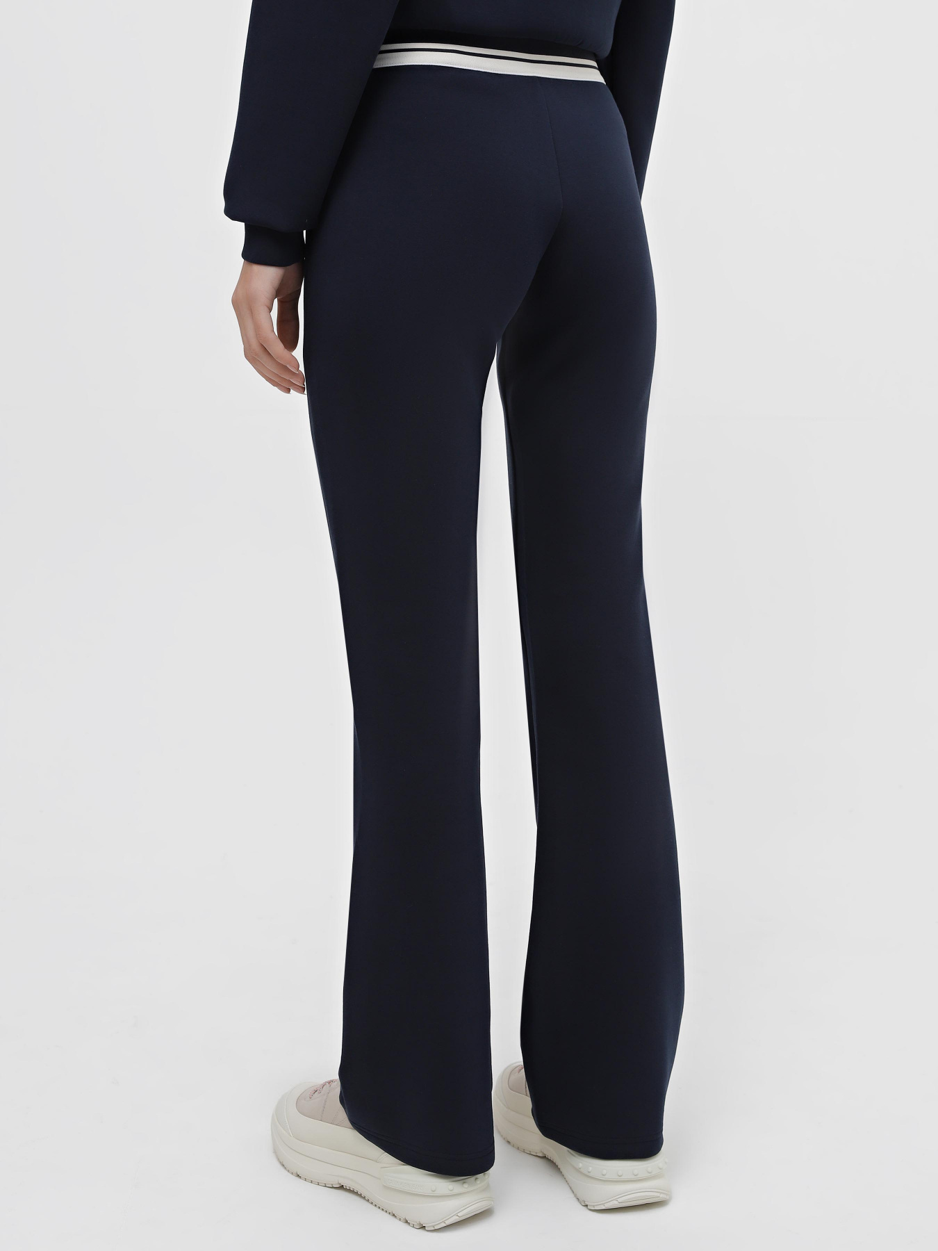 Штани спортивні GUESS Ann модель V3BB09.KBCK2;A71W Фото