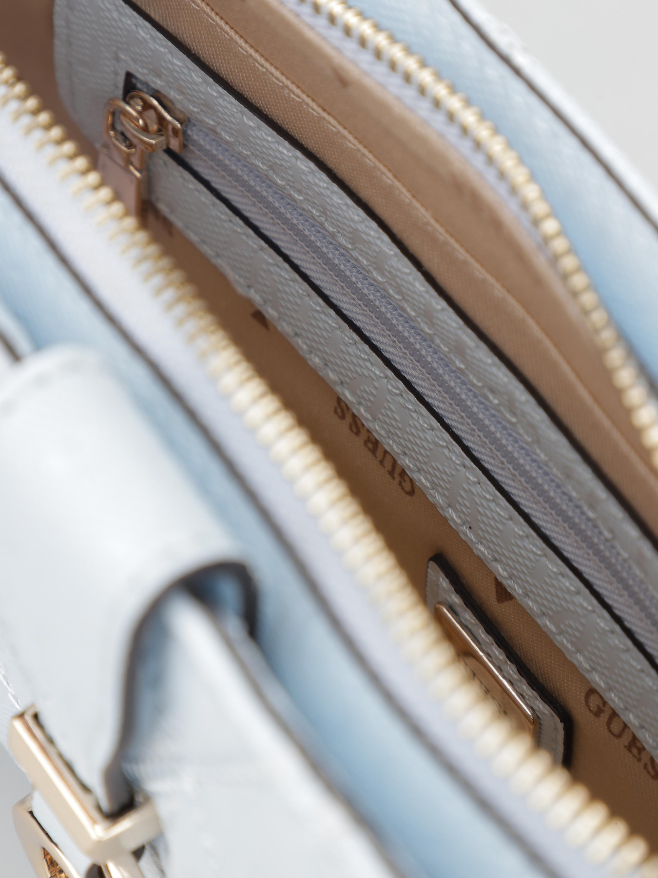 Хобо GUESS Adi модель HWGG93.06120;SKB Фото