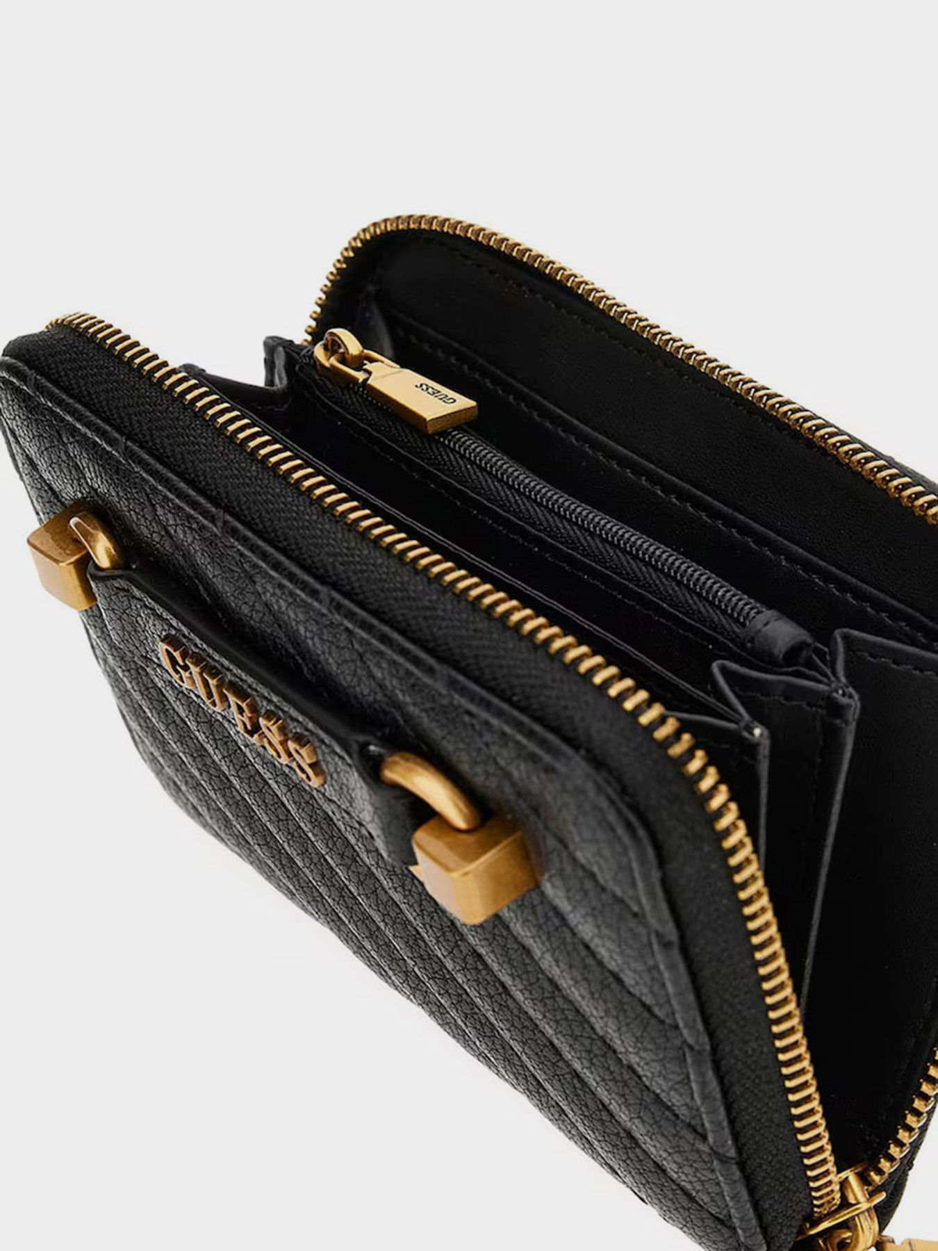 Гаманець GUESS Sela модель SWQB94.95140;BLA Гаманець GUESS Sela модель SWQB94.95140;BLA Фото