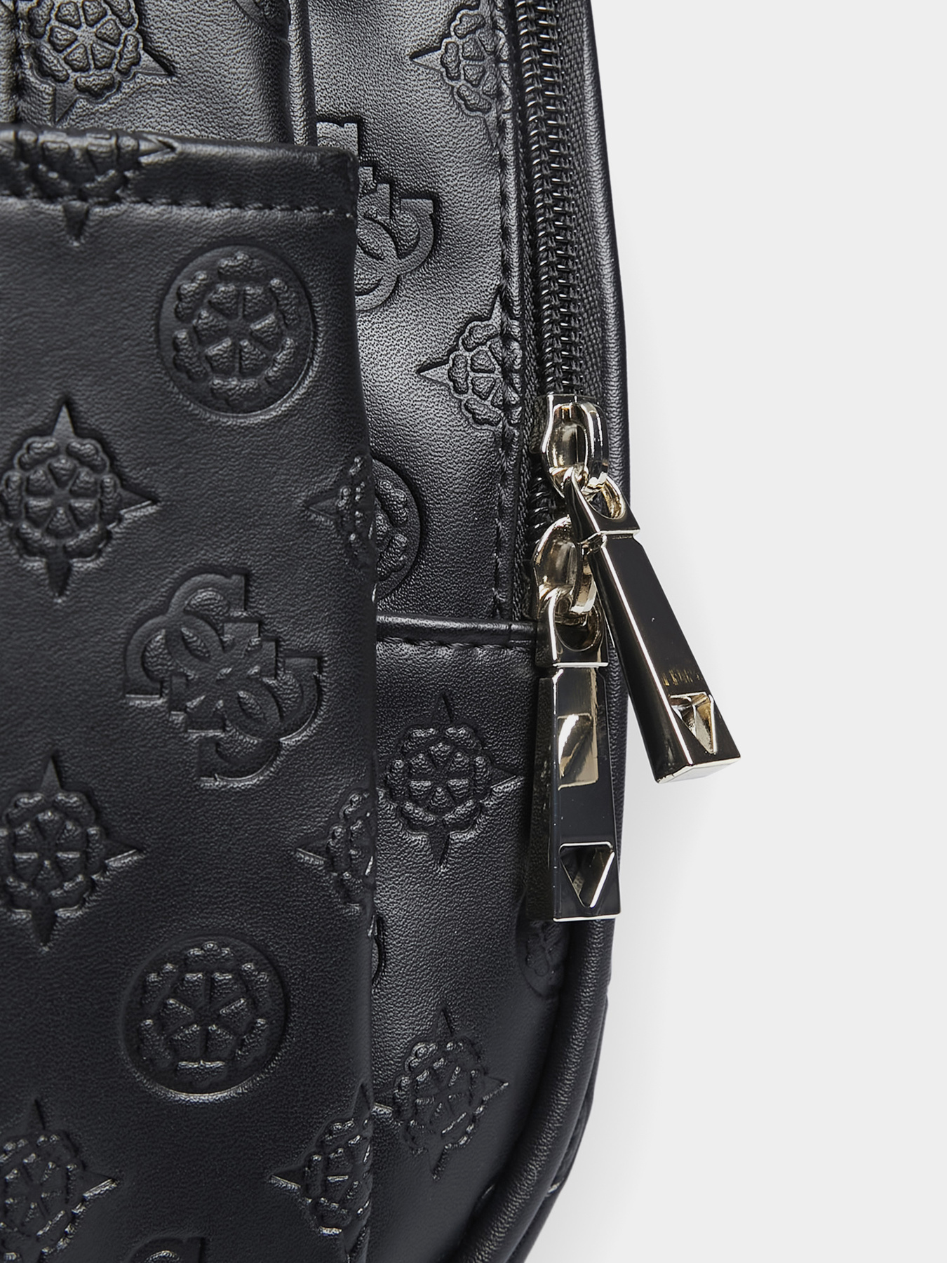 Рюкзак GUESS Wilder модель TWD745.29900;BLA Фото