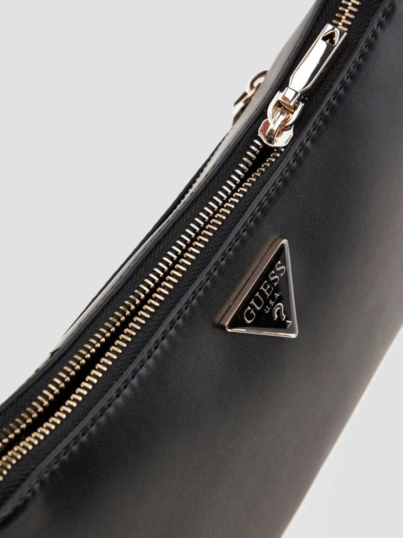 Хобо GUESS Daryna модель HWVG94.93180;BLA Фото