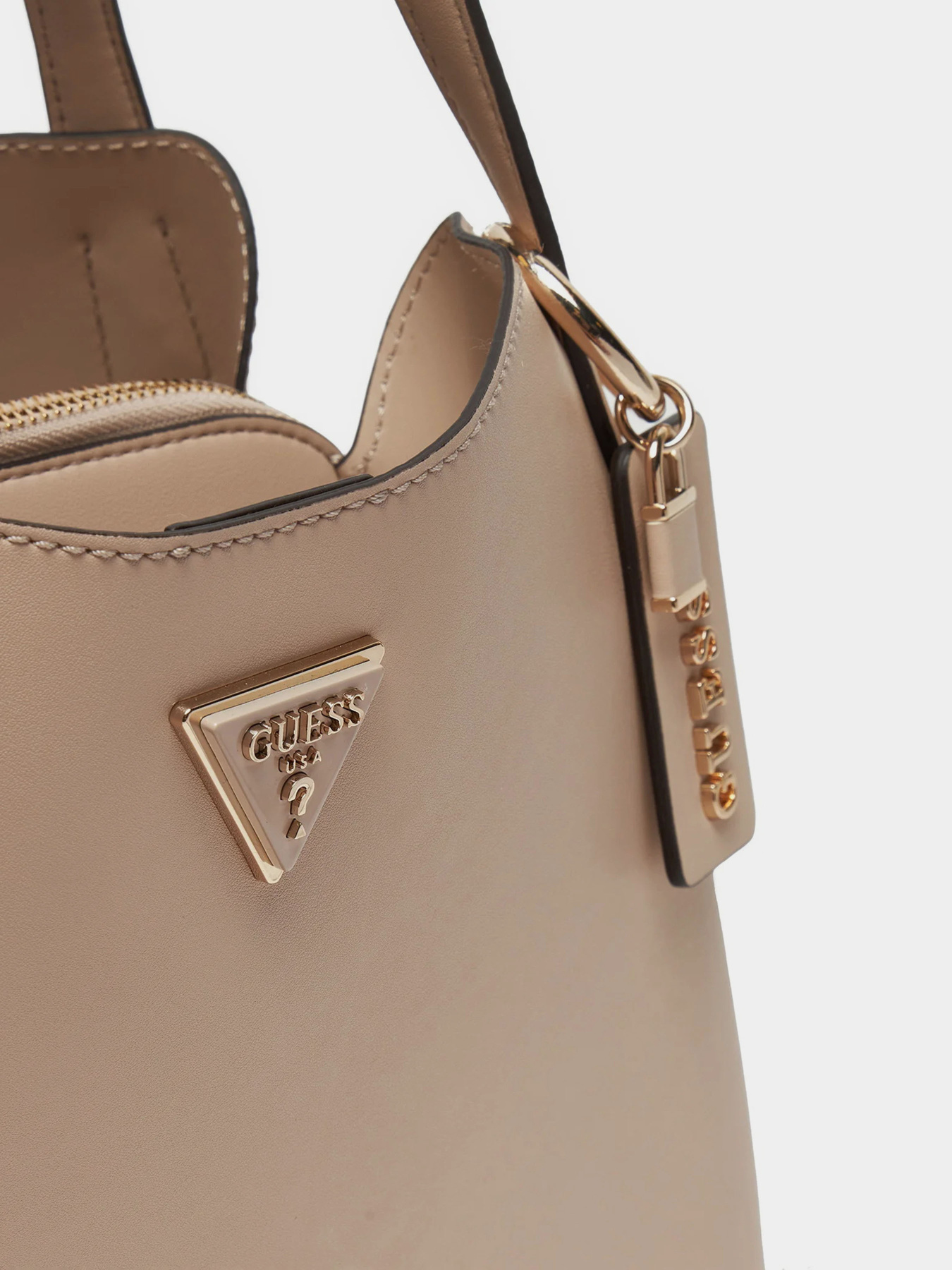 Сумка GUESS Sora модель HWVG95.07220;STO Сумка GUESS Sora модель HWVG95.07220;STO Фото