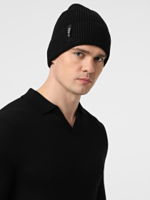 Шапка GUESS модель AM9542.WOL01;BLA Фото