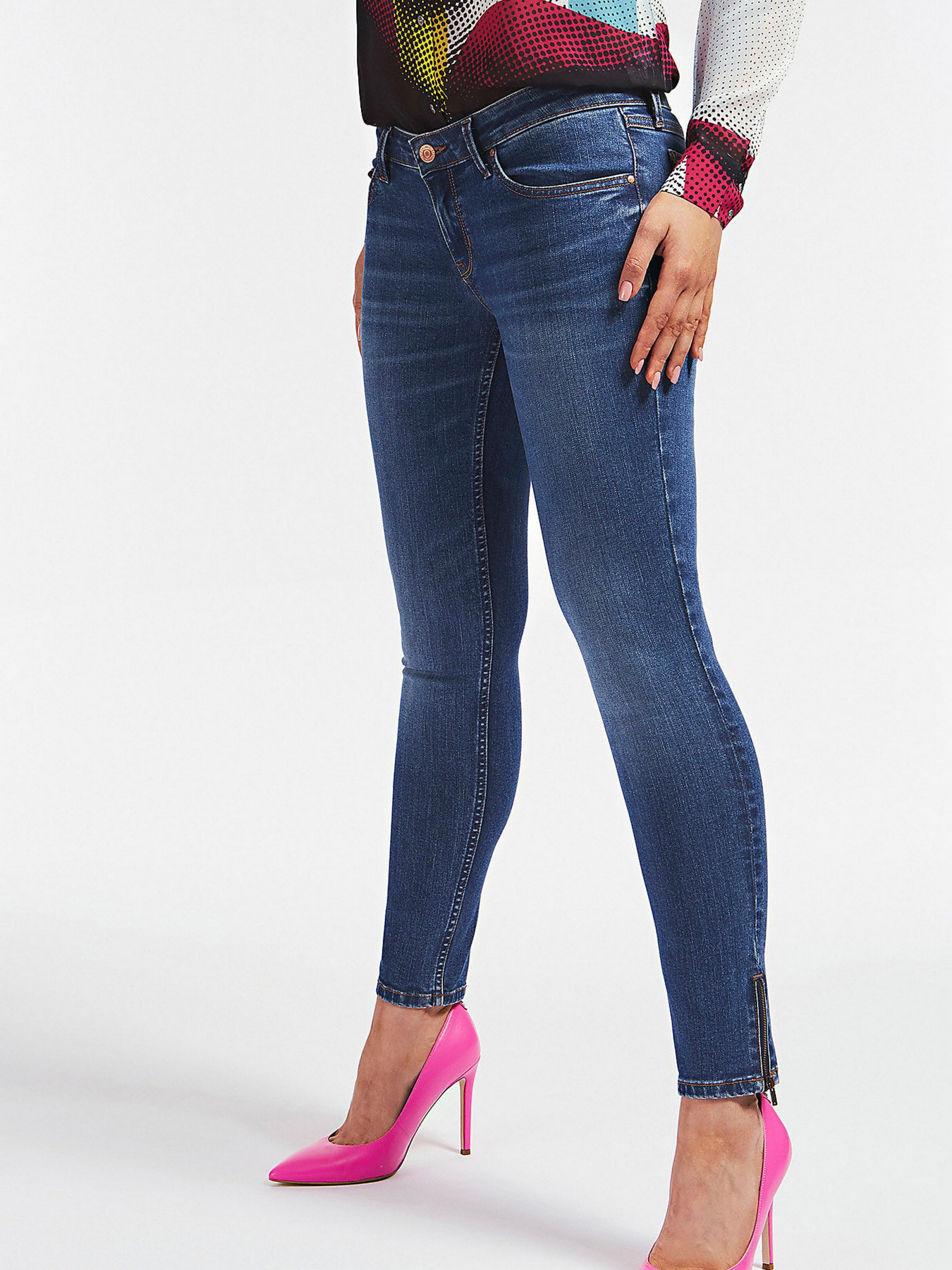 Джинси GUESS Skinny модель W0YAB8-D4484-SHEF Фото