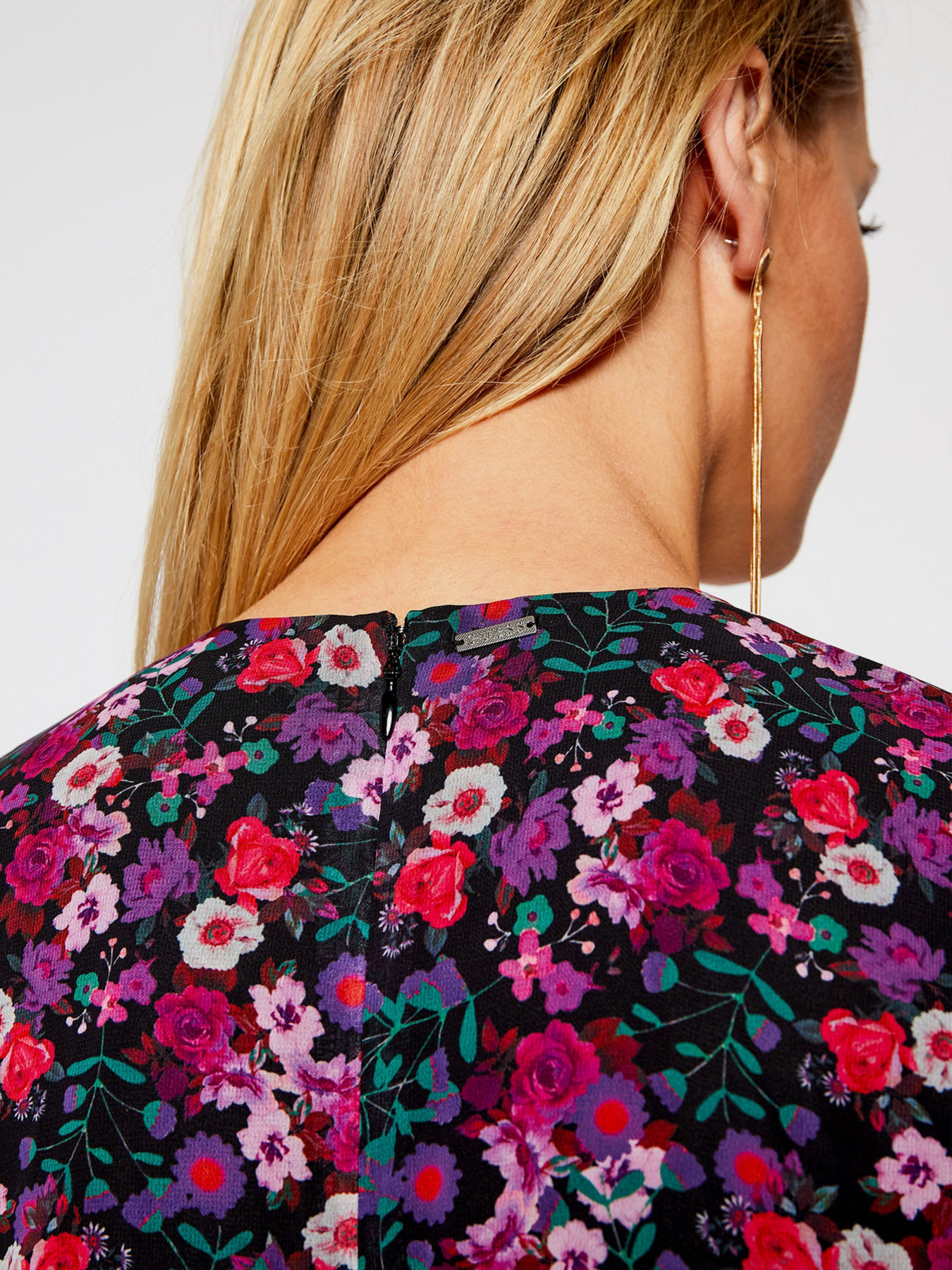 Сукні GUESS модель W1RK0B-W70Q0-P66Z Фото