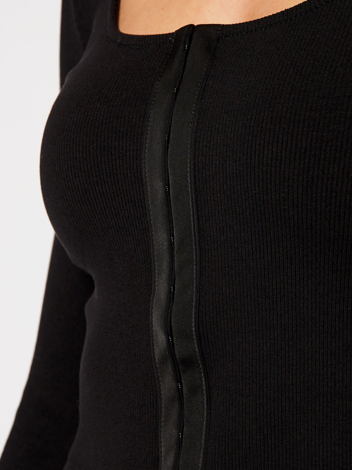 Топ GUESS Selma модель W1RP09-K8RT2-JBLK Фото