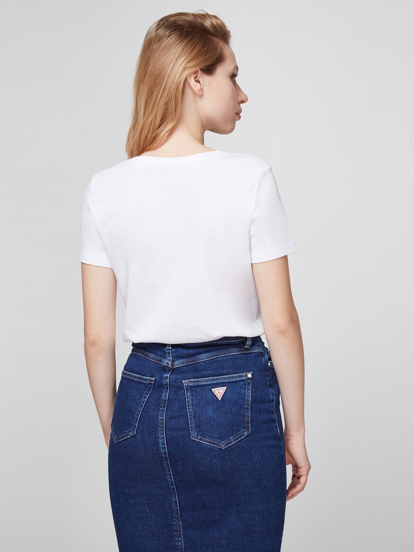 Футболки і поло GUESS модель W1RI00-I3Z11-TWHT Фото