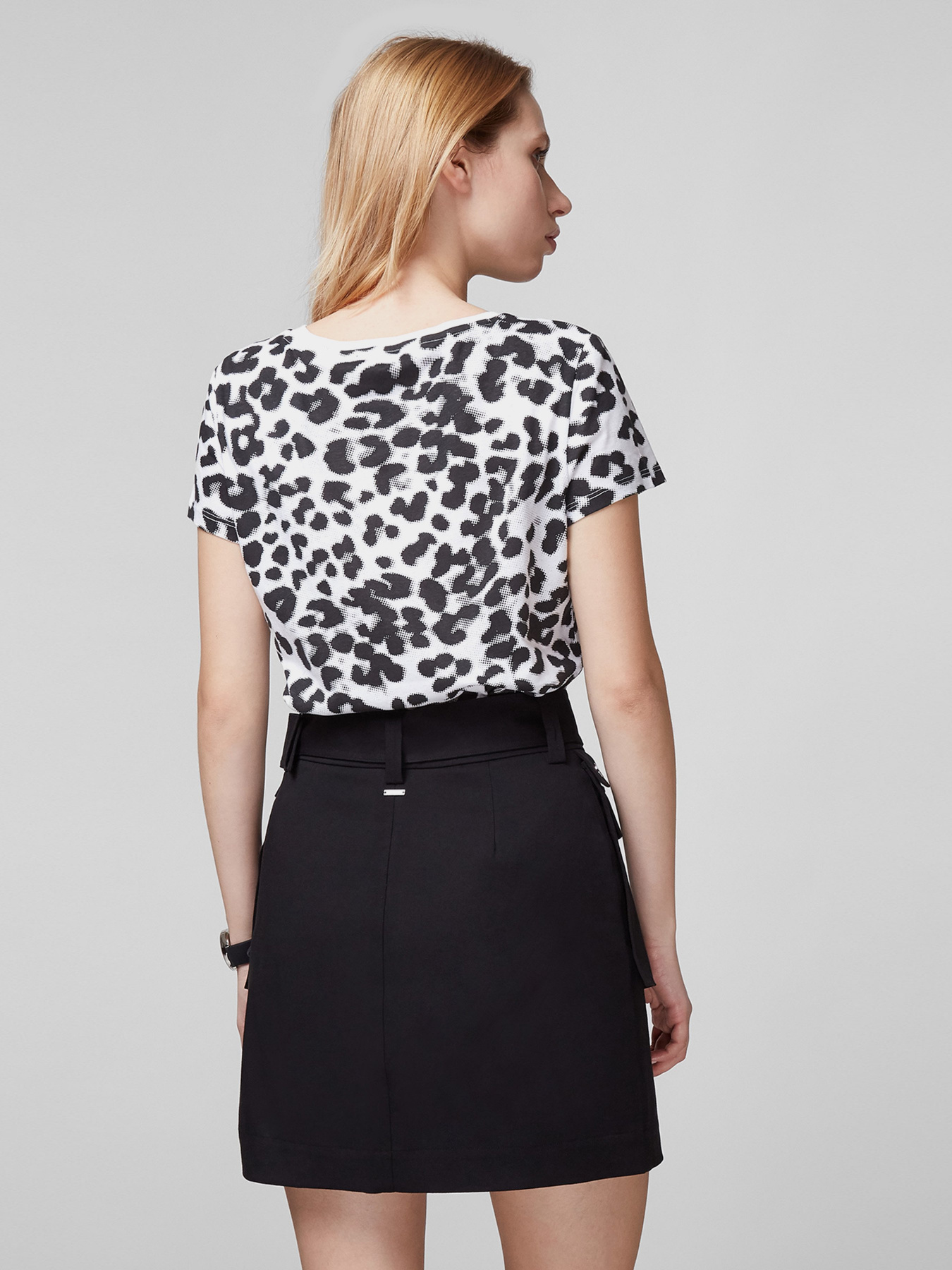 Футболки і поло GUESS модель W1RI98-JA900-P07Q Фото