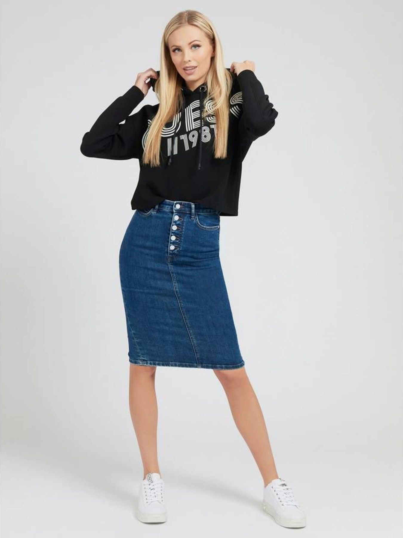 Худі GUESS Amira модель W1RQ69-K7UW2-JBLK Фото