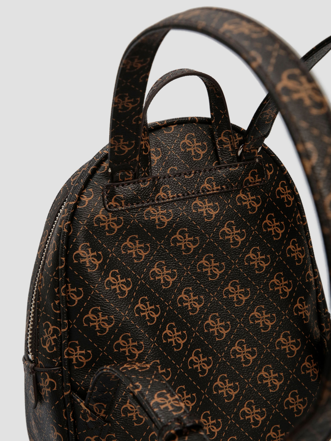 Рюкзаки GUESS модель HWQL69-94310-BRO Фото