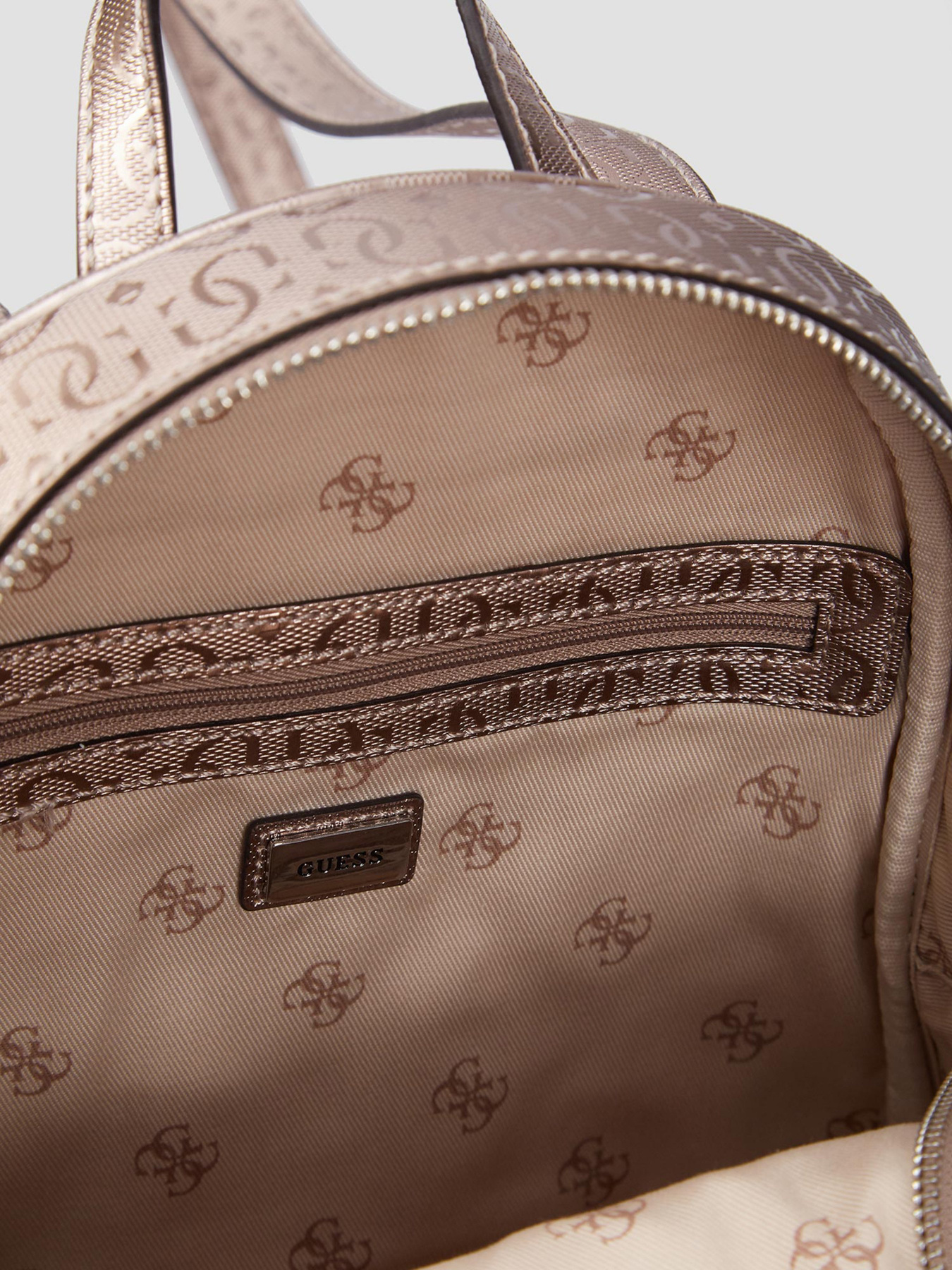 Рюкзаки GUESS модель HWSY79-71320-PEW Рюкзаки GUESS модель HWSY79-71320-PEW Фото