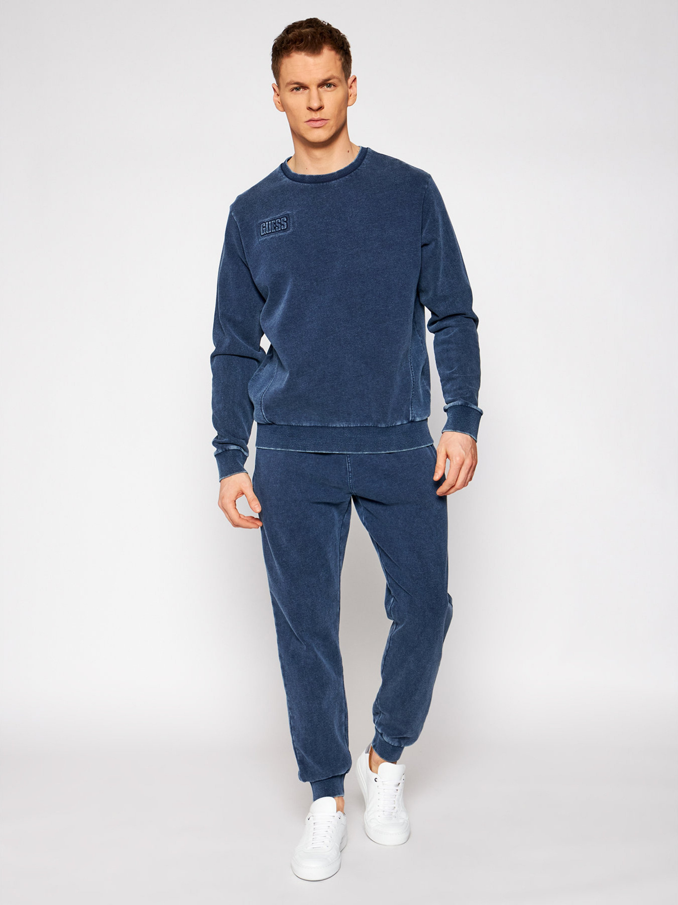 Світшот GUESS Bluza модель M1GQ48-K9V10-F7V2 Фото