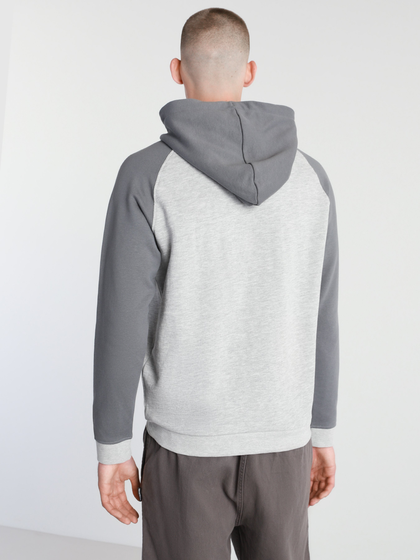 Худи GUESS модель M1RQ95-KAIJ1-LHY Фото