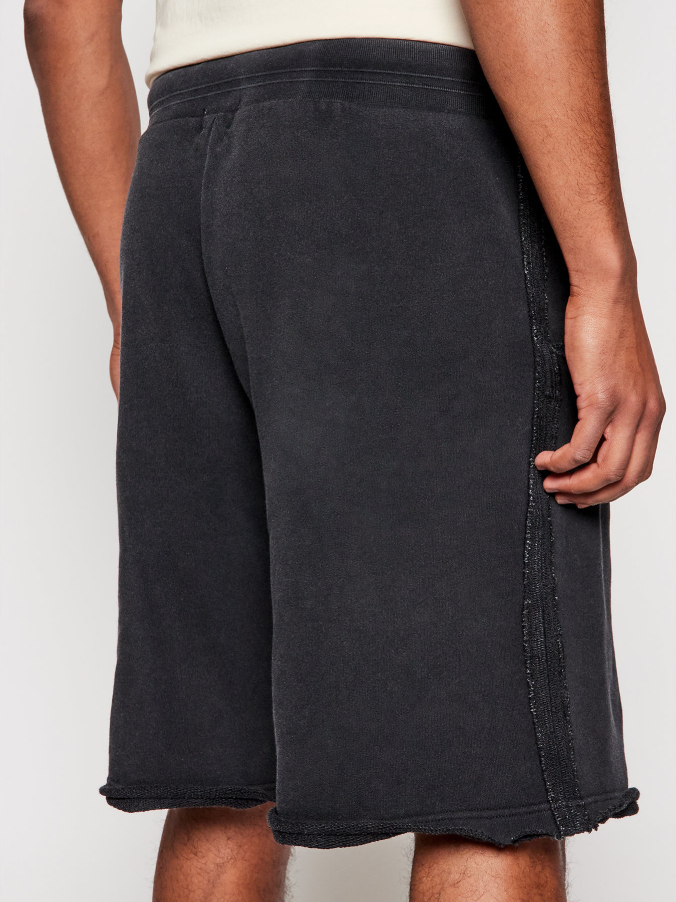 Повсякденні шорти GUESS модель M1GD55-K68I1-JBLK Фото