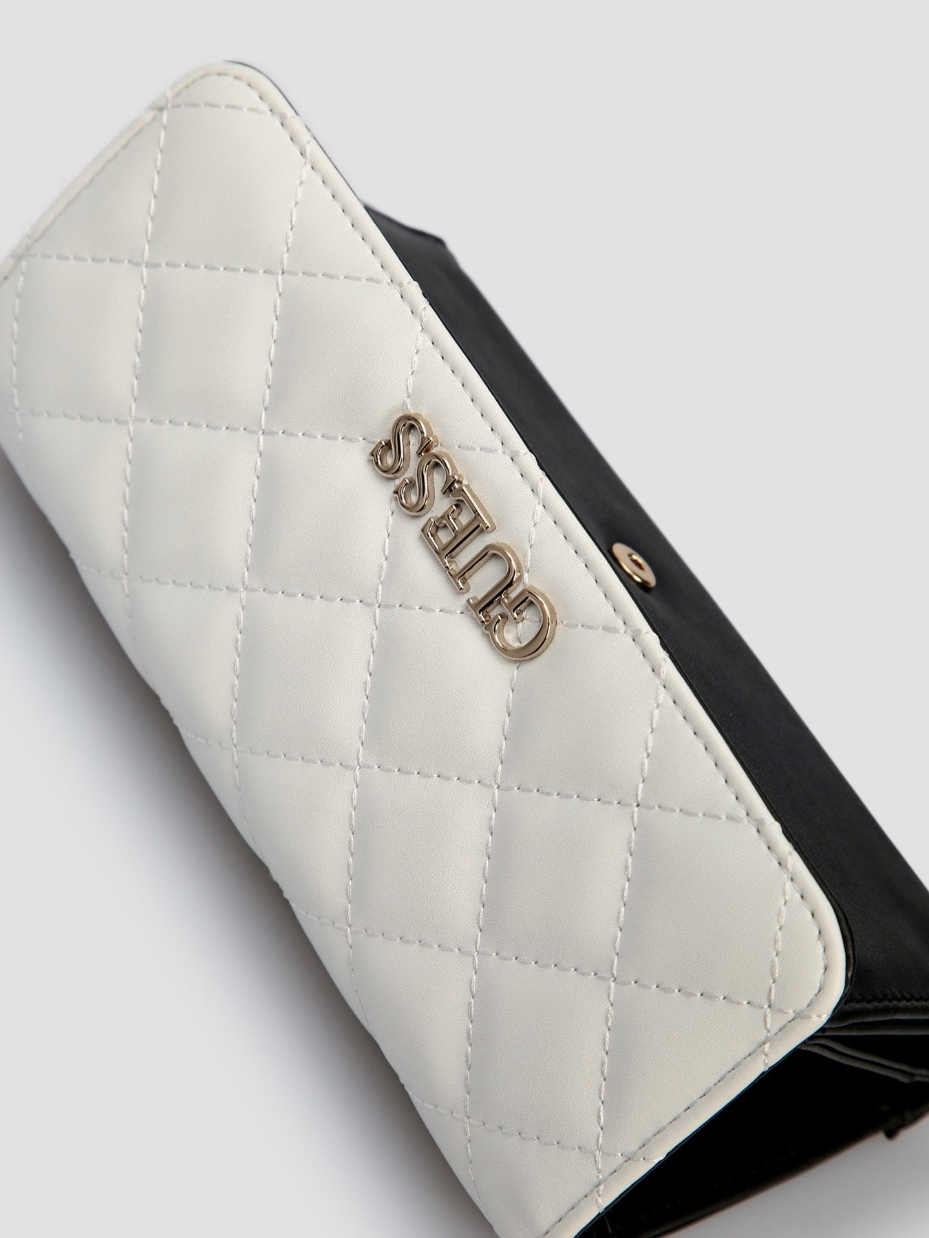 Гаманець GUESS Illy модель SWVG79-70650-WML Фото