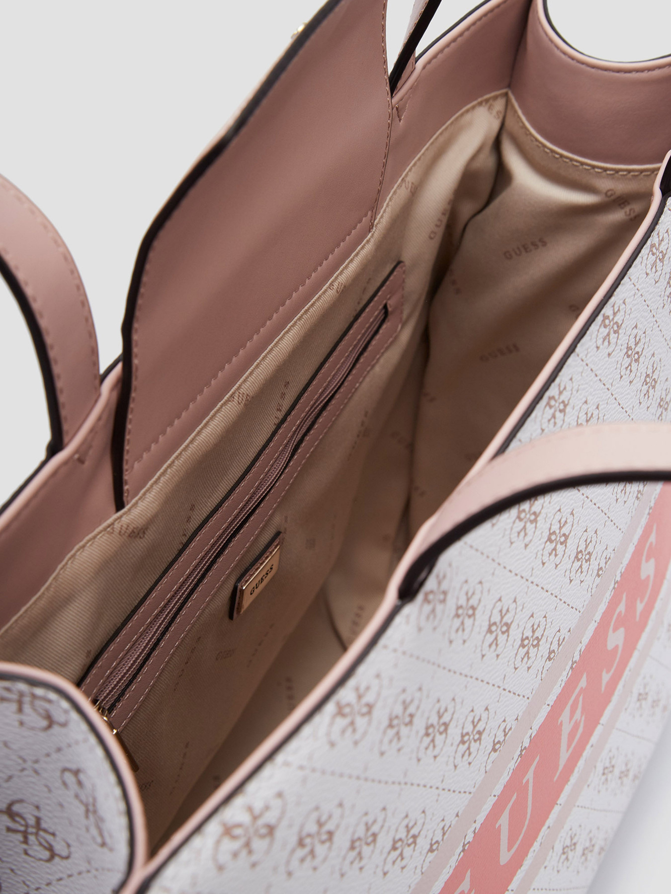 Сумка GUESS модель HWSW78-94230-WTC Фото