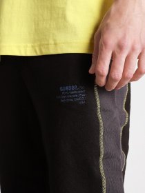 Спортивні штани GUESS модель M1GB53-KAIJ1-JBLK Фото