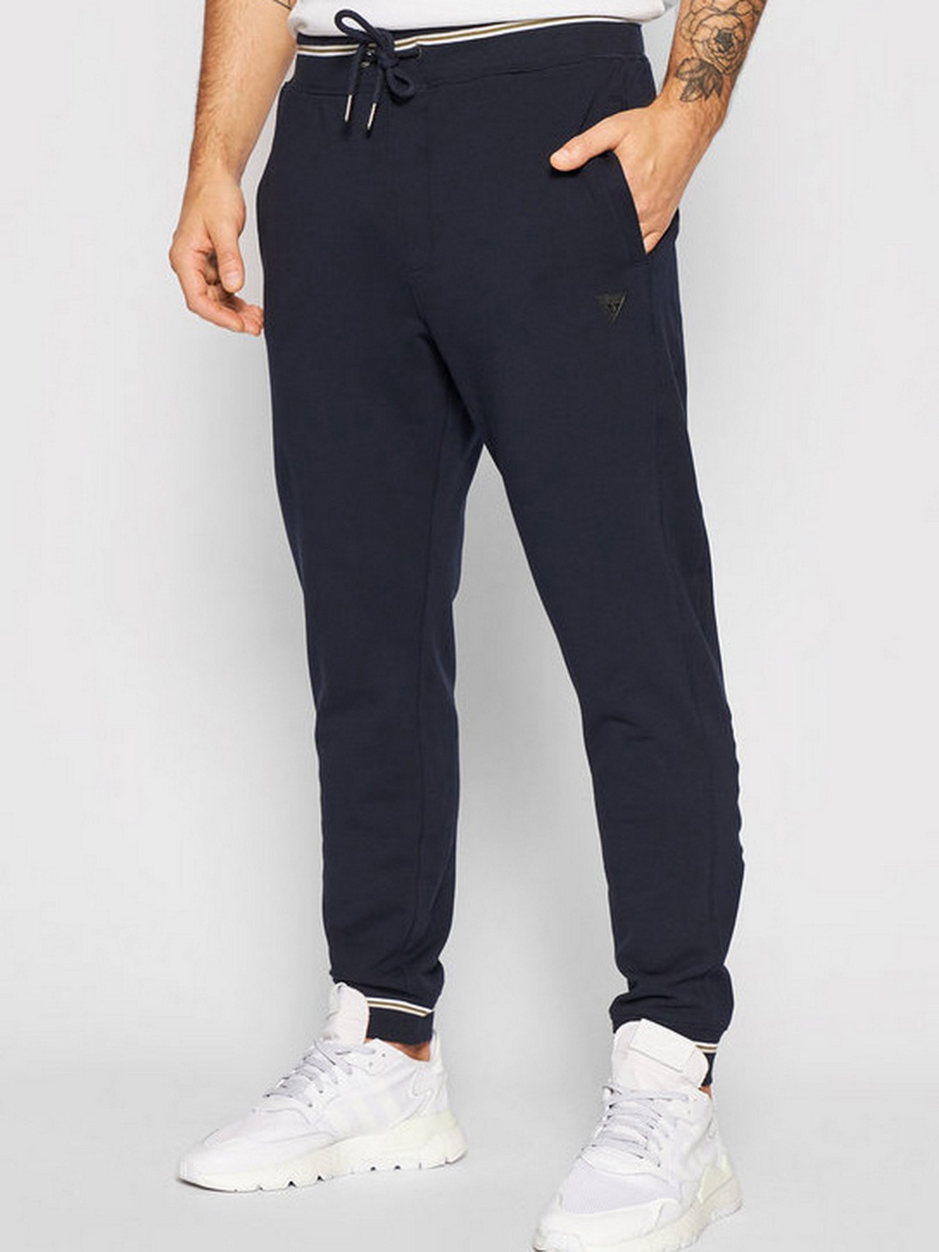 Джоггеры GUESS Adam модель M1YB37.K7ON1;G7V2 Фото