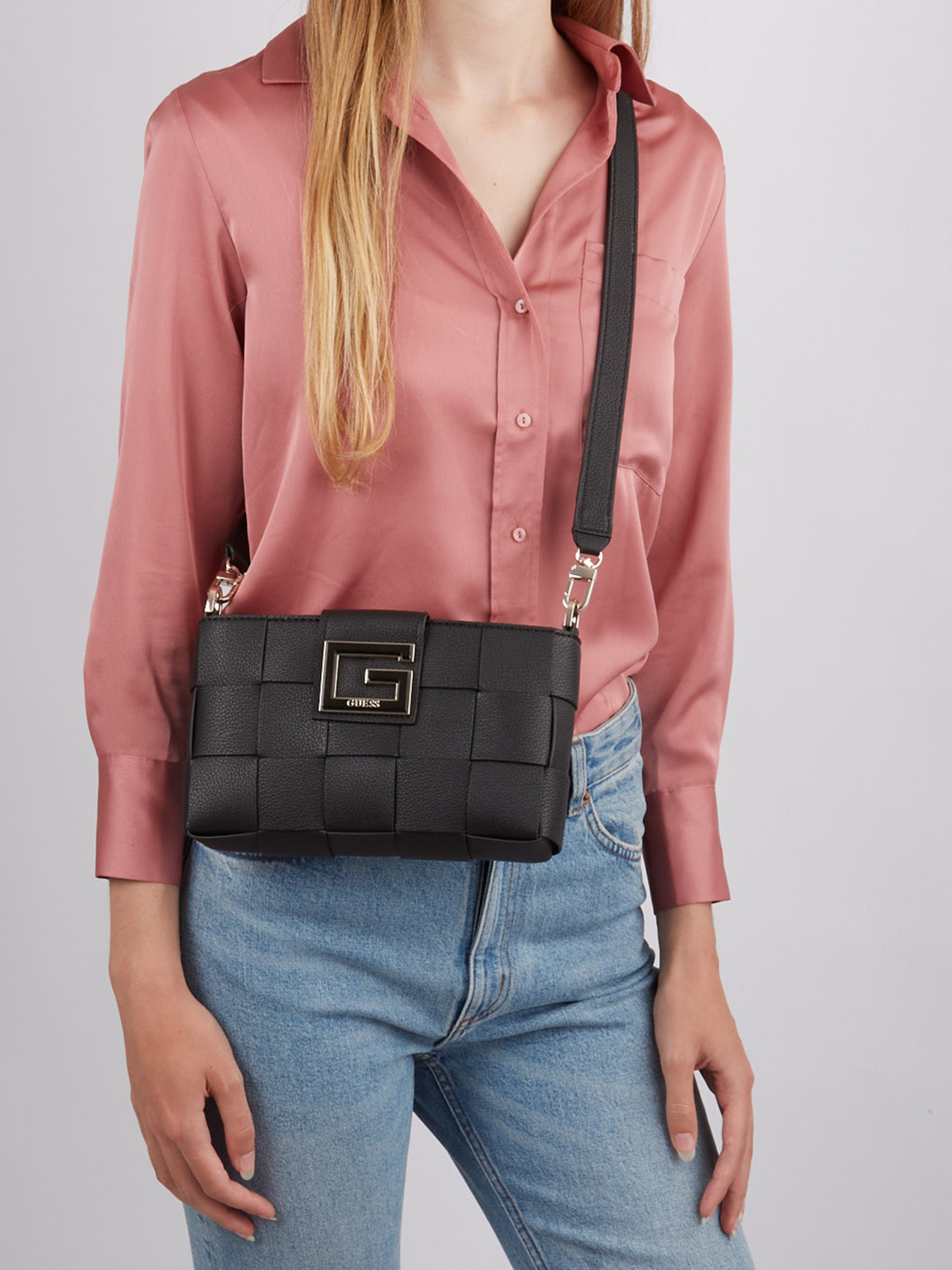 Сумка GUESS Liberty City модель HWEG81.35200;BLA Фото