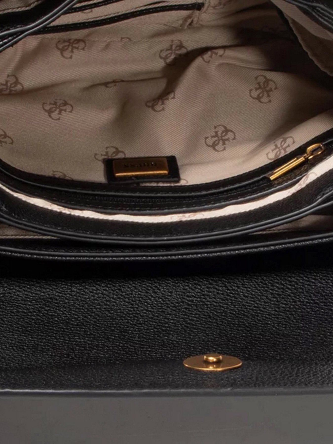 Сумка GUESS модель HWVB78.78200;BLA Фото